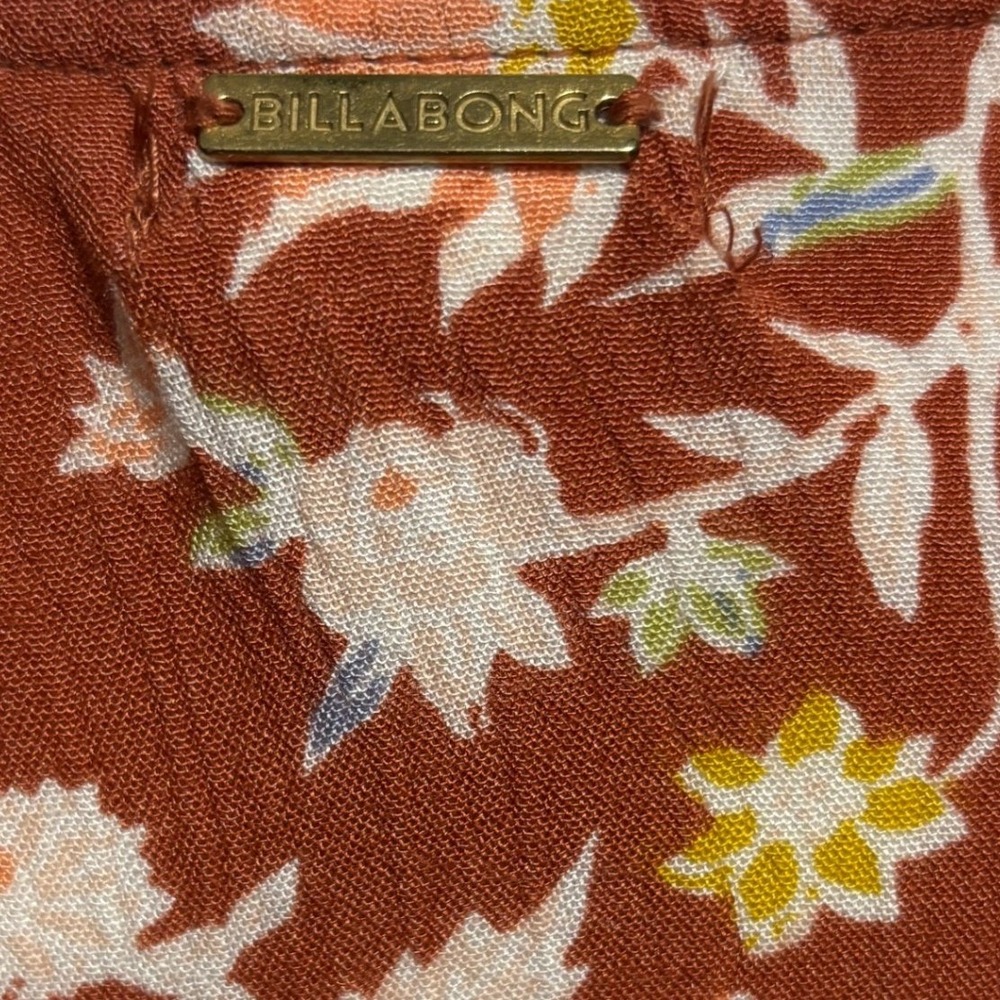 Billabong Wrap Dress Red Clay Crinkle Floral Blouson Sleeve Boho Cottage Party M - Picture 7 of 12